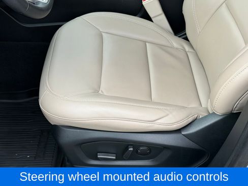 Used 2023 Ford Explorer XLT w/ Equipment Group 202A image 33