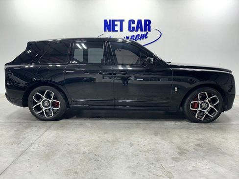 Used 2019 Rolls-Royce Cullinan AWD/4WD image 2