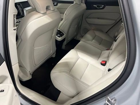 Used 2025 Volvo XC60 B5 Ultra w/ Protection Package Premier image 17