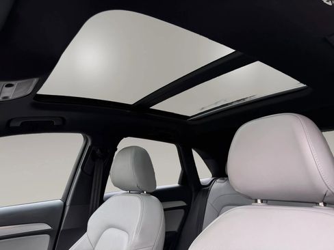 Used 2018 Audi Q3 2.0T Premium Plus image 18