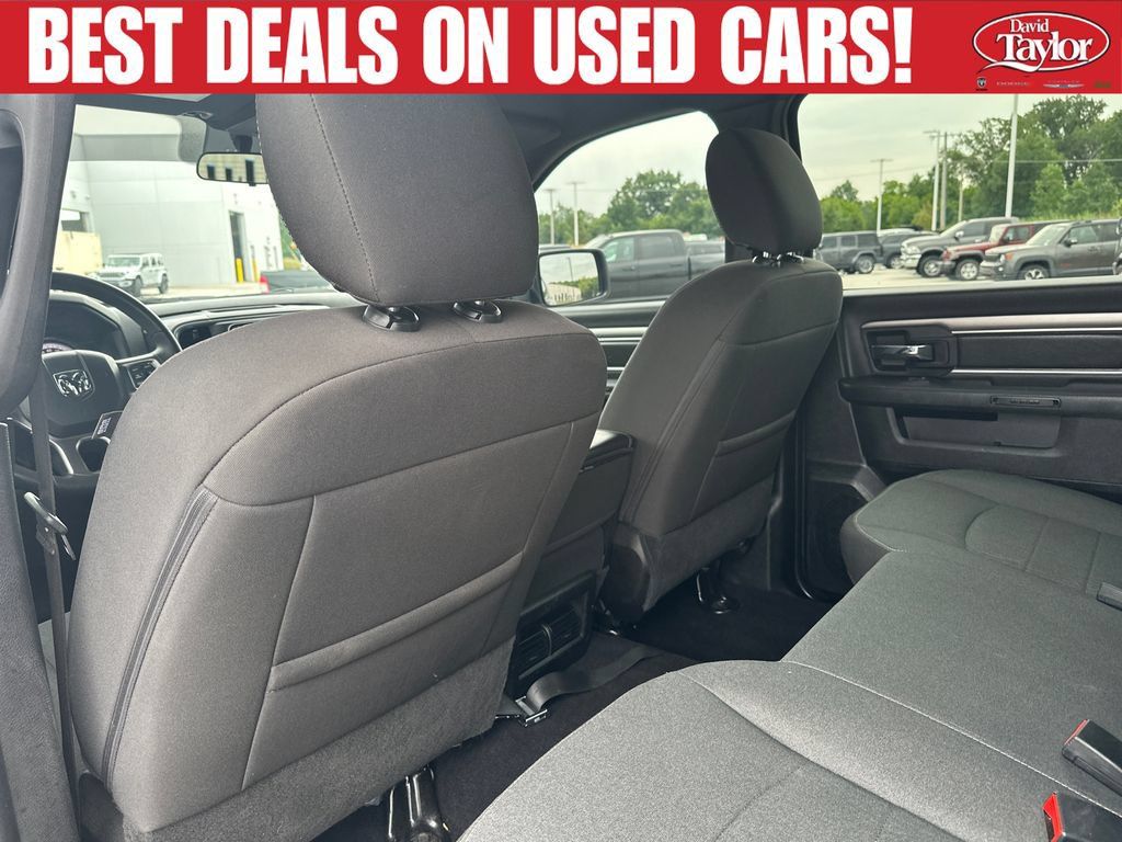 Used 2024 RAM 1500 Warlock AWD/4WD image 21
