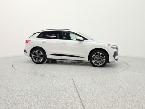 Used 2023 Audi Q4 e-tron Premium w/ Convenience Package AWD/4WD image 4