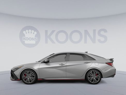 Used 2022 Hyundai Elantra N image 2