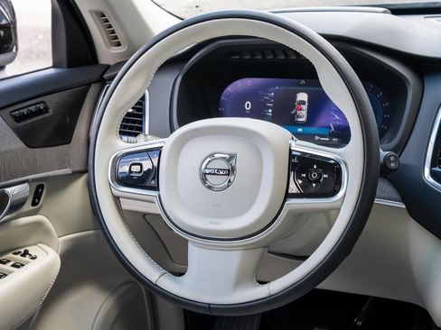 Used 2023 Volvo XC90 B5 Plus w/ Protection Package Premier AWD/4WD image 23