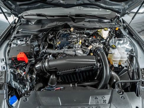 Used 2024 Ford Mustang Coupe image 17