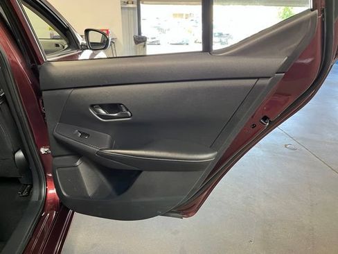 Used 2024 Nissan Sentra SV FWD image 15