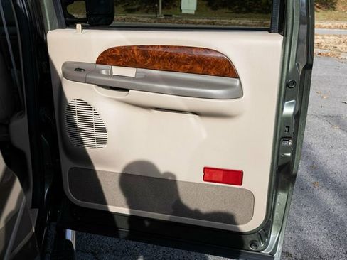 Used 2001 Ford Excursion Limited image 65