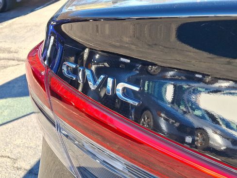 Certified 2024 Honda Civic Sport image 31