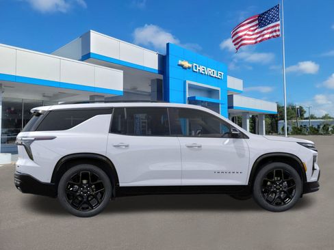 New 2026 Chevrolet Traverse RS image 5