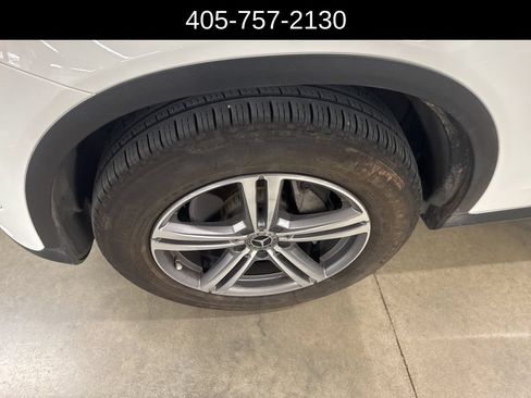 Used 2022 Mercedes-Benz GLC 300 image 8