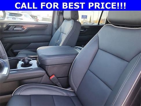 New 2026 GMC Yukon XL Elevation image 14