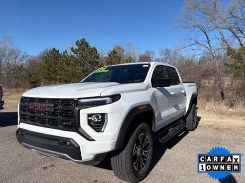 Used 2024 GMC Canyon AT4 w/ AT4 Premium Package image 2