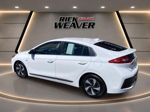 Used 2017 Hyundai Ioniq SEL w/ Tech Package 02 FWD image 3