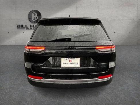 New 2026 Jeep Grand Cherokee Altitude AWD/4WD image 7