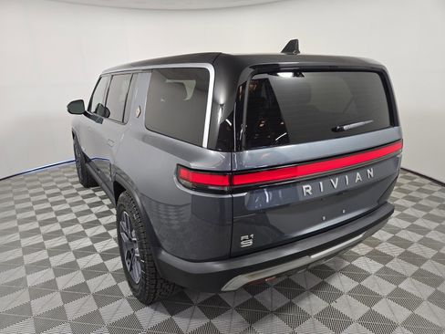 Used 2024 Rivian R1S Adventure image 3
