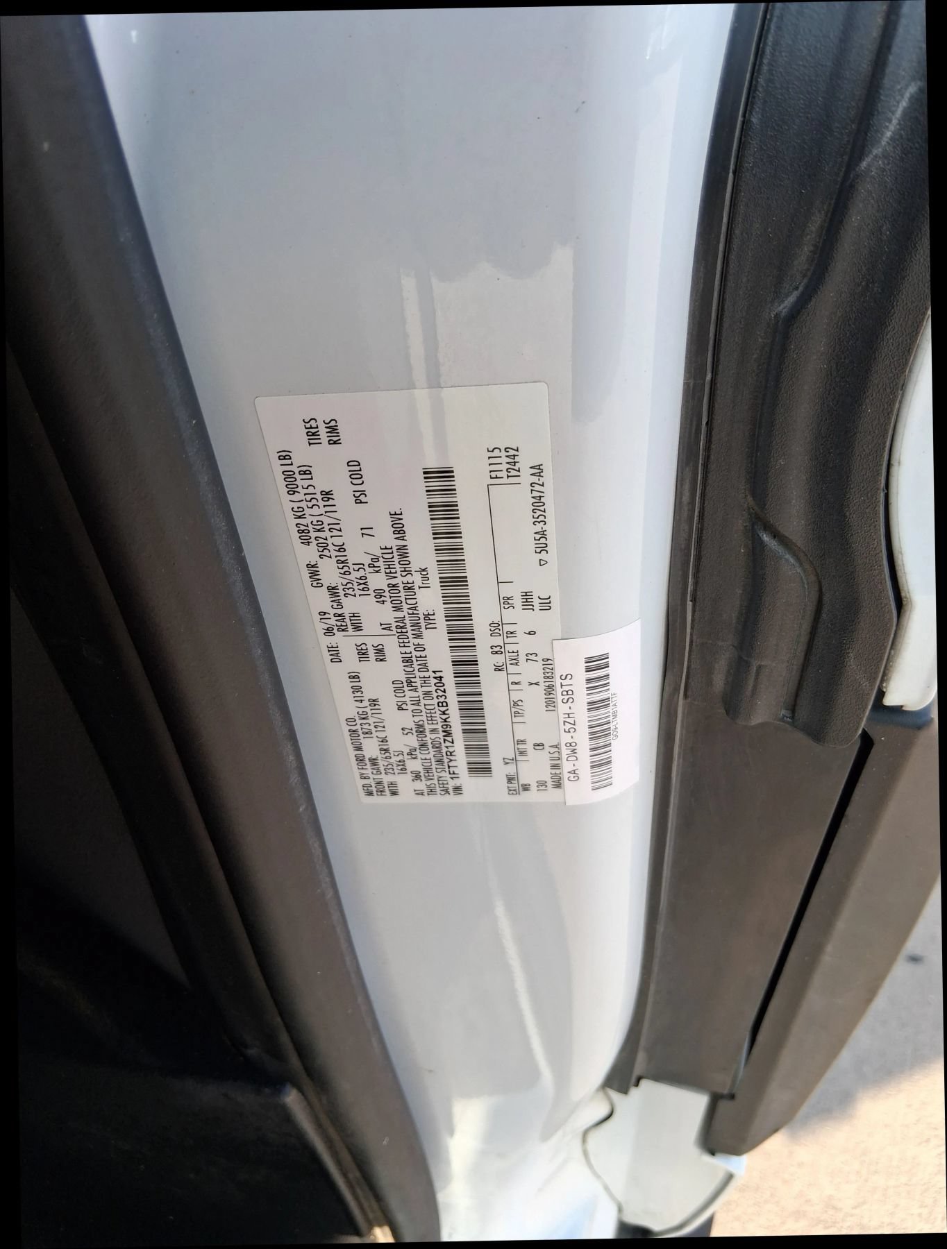 Used 2019 Ford Transit 250 130 Low Roof RWD image 46