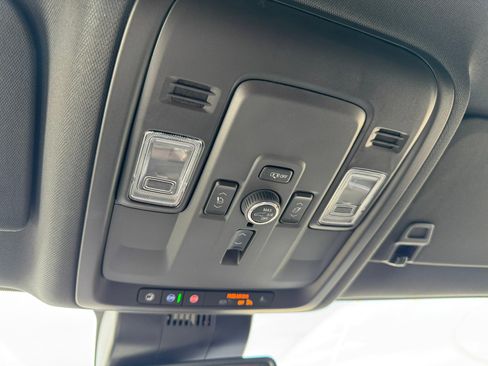 Used 2025 Chevrolet Tahoe Premier image 53