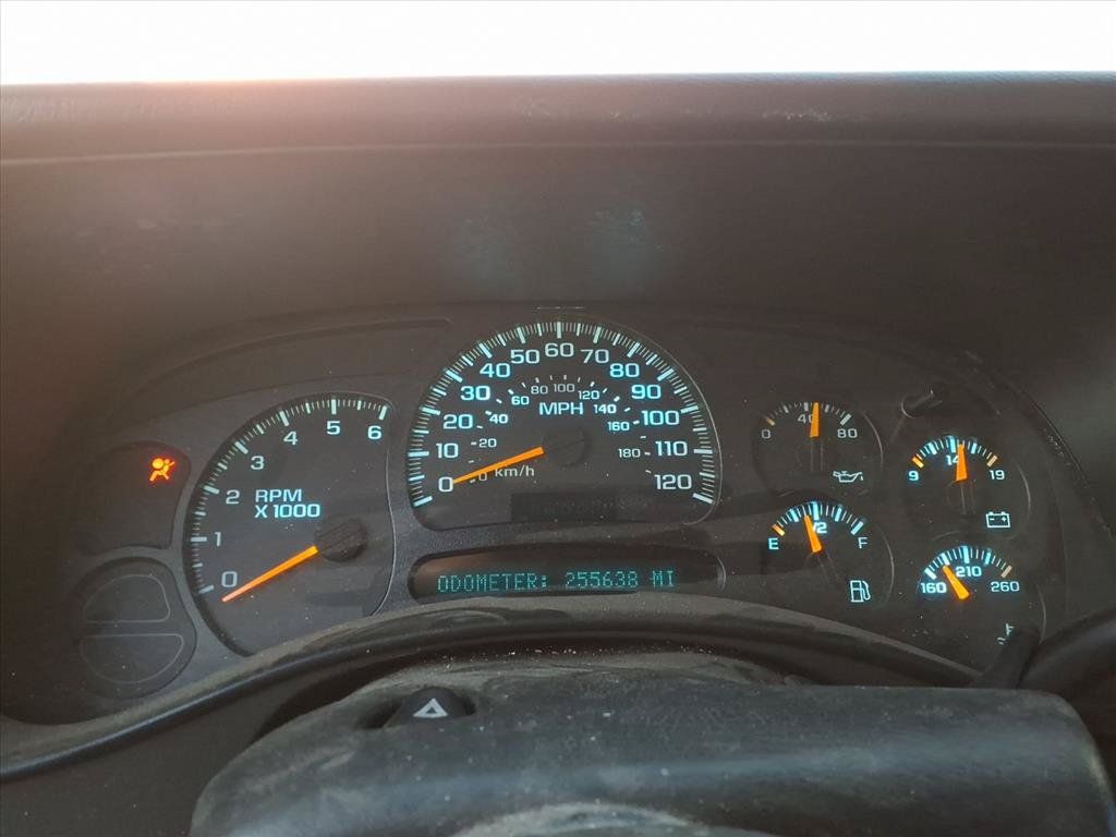 Used 2003 Chevrolet Silverado 1500 LS RWD image 12