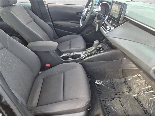 Used 2025 Toyota Corolla LE FWD image 25