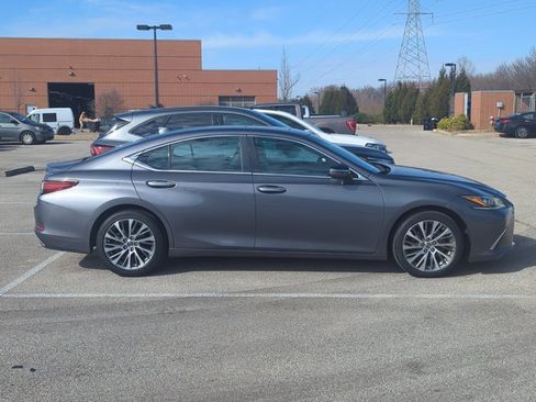 Used 2019 Lexus ES 350 image 4