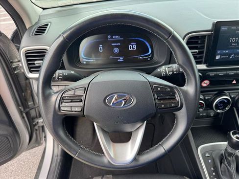 Certified 2024 Hyundai Venue SEL FWD image 26