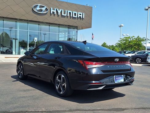 Certified 2023 Hyundai Elantra SEL w/ Convenience Package FWD image 5