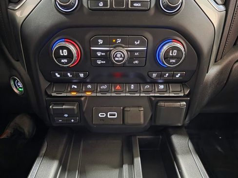 Used 2019 Chevrolet Silverado 1500 LTZ w/ LTZ Plus Package image 23