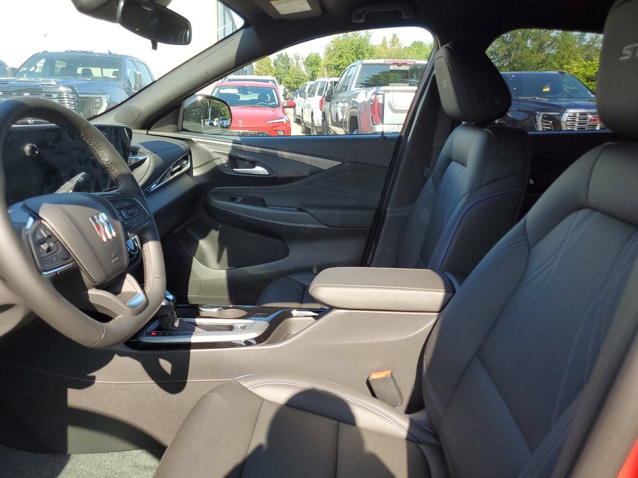 New 2026 Buick Envista Sport Touring w/ Convenience II Package FWD image 18
