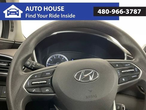 Used 2019 Hyundai Santa Fe SE image 23