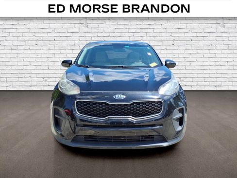Used 2018 Kia Sportage LX FWD image 2