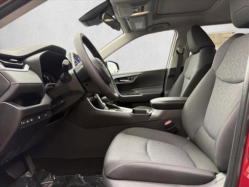 New 2025 Toyota RAV4 XLE image 11