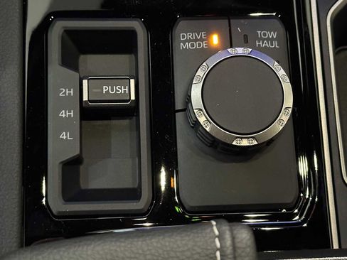New 2026 Toyota Tundra Limited AWD/4WD image 17