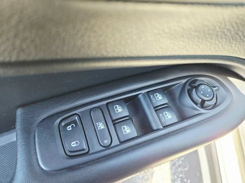 Used 2019 Jeep Compass Sport AWD/4WD image 29