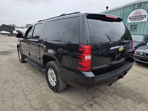 Used 2012 Chevrolet Suburban LT w/ Luxury Package AWD/4WD image 13