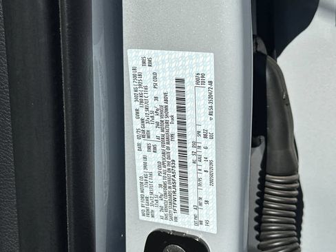 Certified 2025 Ford F150 Raptor w/ Equipment Group 803A Raptor R AWD/4WD image 28
