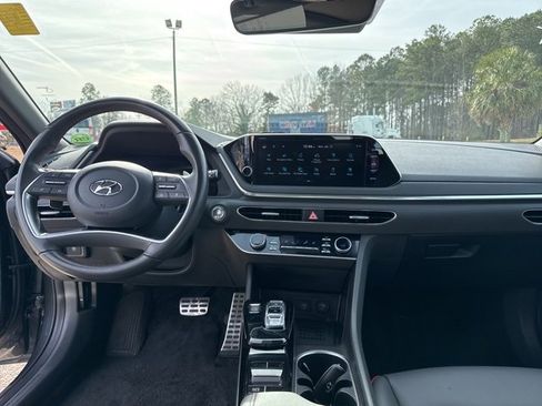 Used 2023 Hyundai Sonata SEL Plus image 9