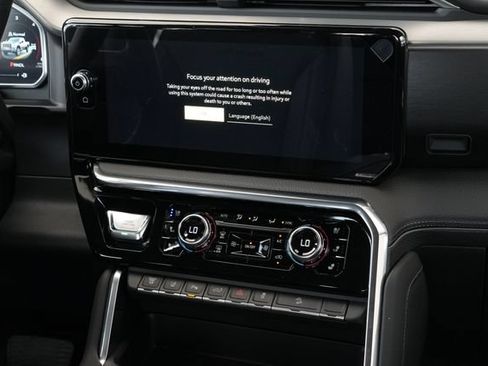 New 2026 GMC Sierra 2500 Denali w/ Denali Reserve Package AWD/4WD image 15