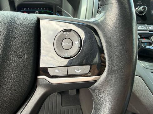 Used 2018 Honda Odyssey EX-L image 18