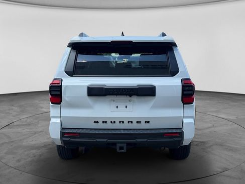 Used 2025 Toyota 4Runner 4WD image 8