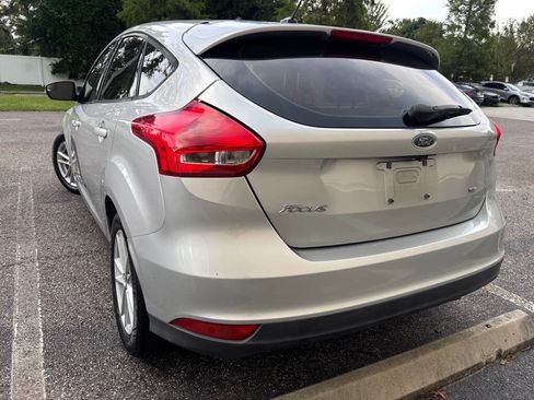 Used 2017 Ford Focus SE image 3