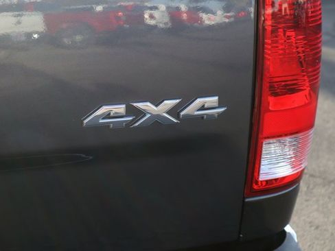 Used 2016 RAM 2500 Tradesman w/ Chrome Appearance Group image 14