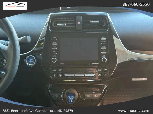 Used 2022 Toyota Prius L Eco FWD image 28
