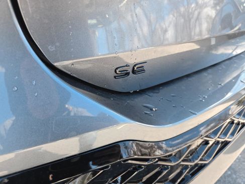 New 2026 Volkswagen Tiguan SE R-Line AWD/4WD image 9