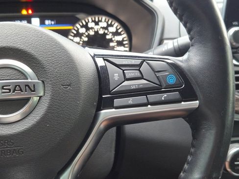 Used 2020 Nissan Altima 2.0 Platinum FWD image 24