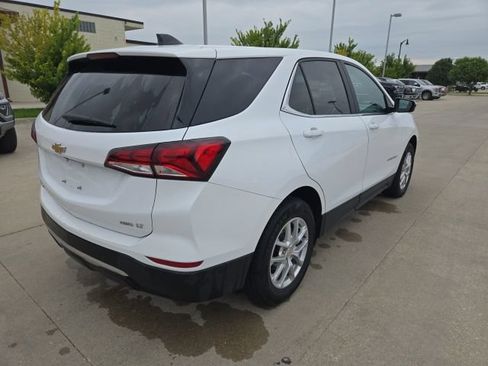 Used 2024 Chevrolet Equinox LT AWD/4WD image 8
