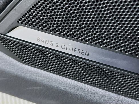 Used 2024 Audi A6 Premium Plus w/ Premium Plus Package image 21