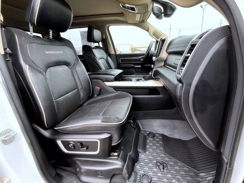 Used 2020 RAM 1500 Laramie image 16