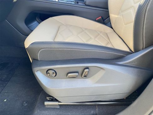 New 2026 Volkswagen Atlas Cross Sport SE image 16