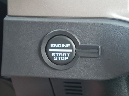 New 2025 Ford Bronco Outer Banks w/ Sasquatch Package image 8