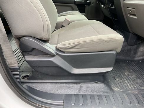 Used 2019 Ford F250 XL w/ Power Equipment Group RWD image 33